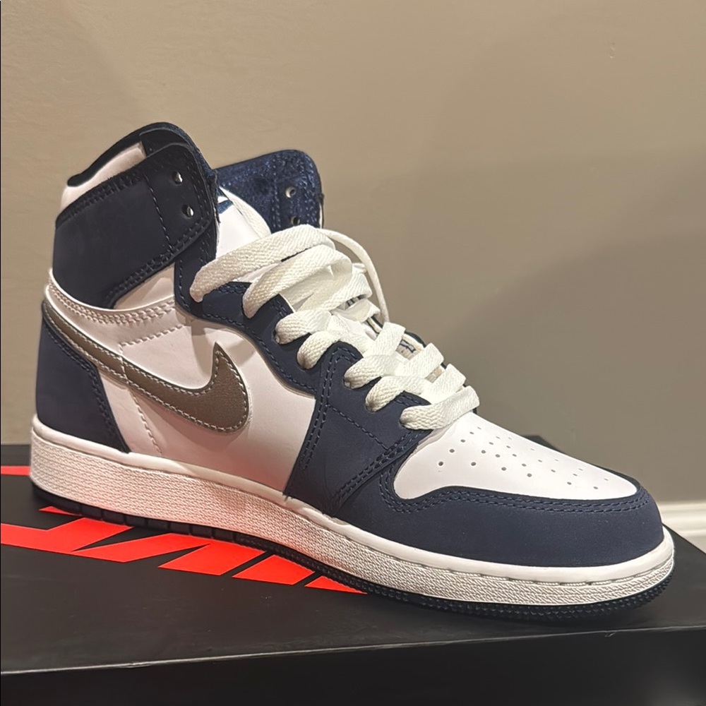 Jordan 1 Retro High CO Japan Midnight Navy